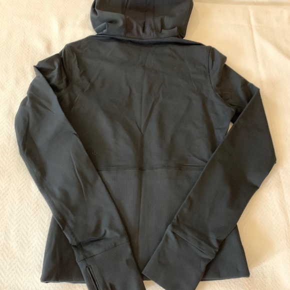 Lululemon Dance Studio Reversible Jacket, Size 4, Black (RARE) - Picture 8 of 16
